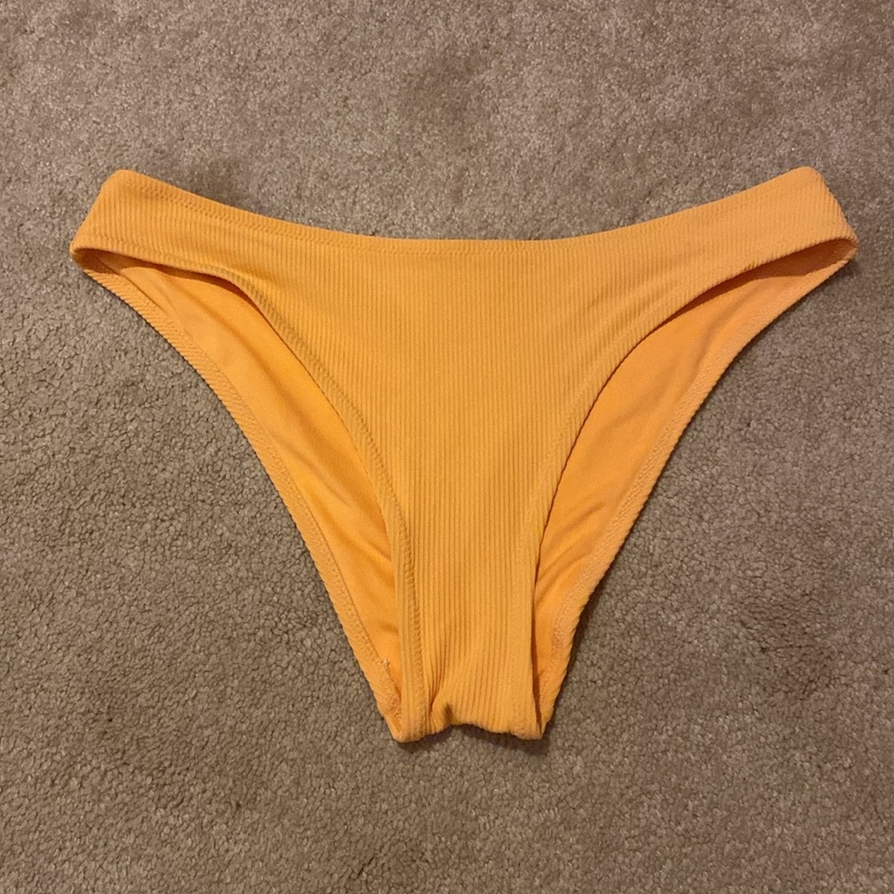 H&M Bikini Bottom - Picture 2 of 5